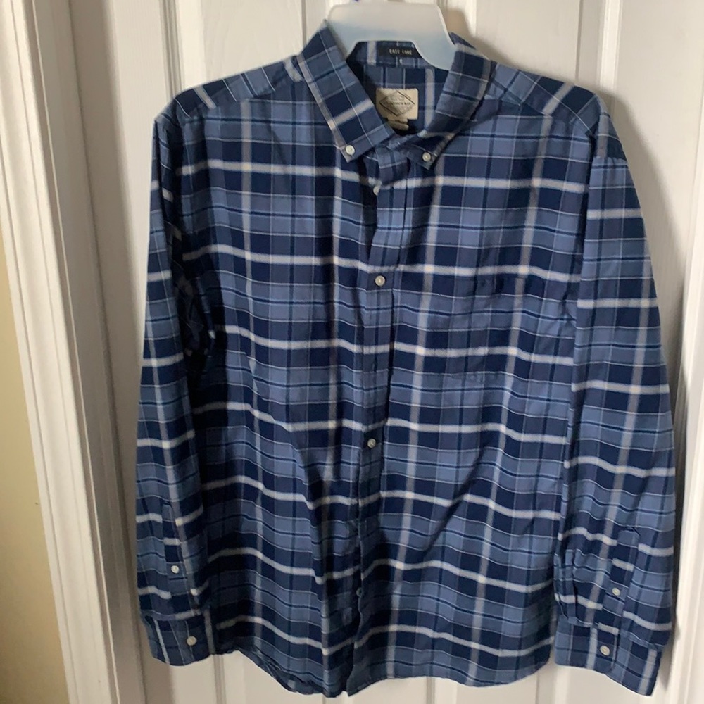 Men’s button down dress shirt